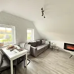 Haus Moorblick Mit Garten In Kanallage * Wiesmoor